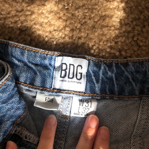 ❌SOLD ❌ BDG Edie Jeans - Picture 5 of 7